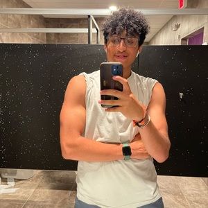 Meet your Posher, Ebram